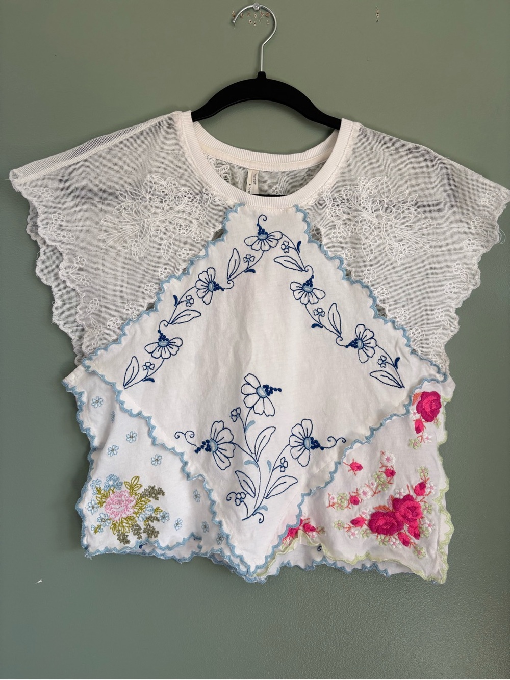 By Anthropologie Short-Sleeve Pieced Hanky Crop Top
